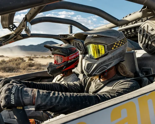 Can-Am-Maverick-R-Static